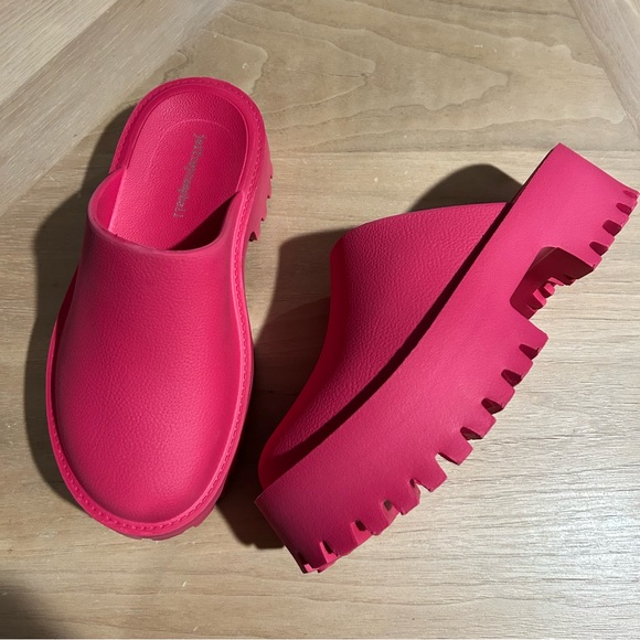 New Jeffrey Campbell Clogge Pink Clogs Mules - Picture 4 of 6